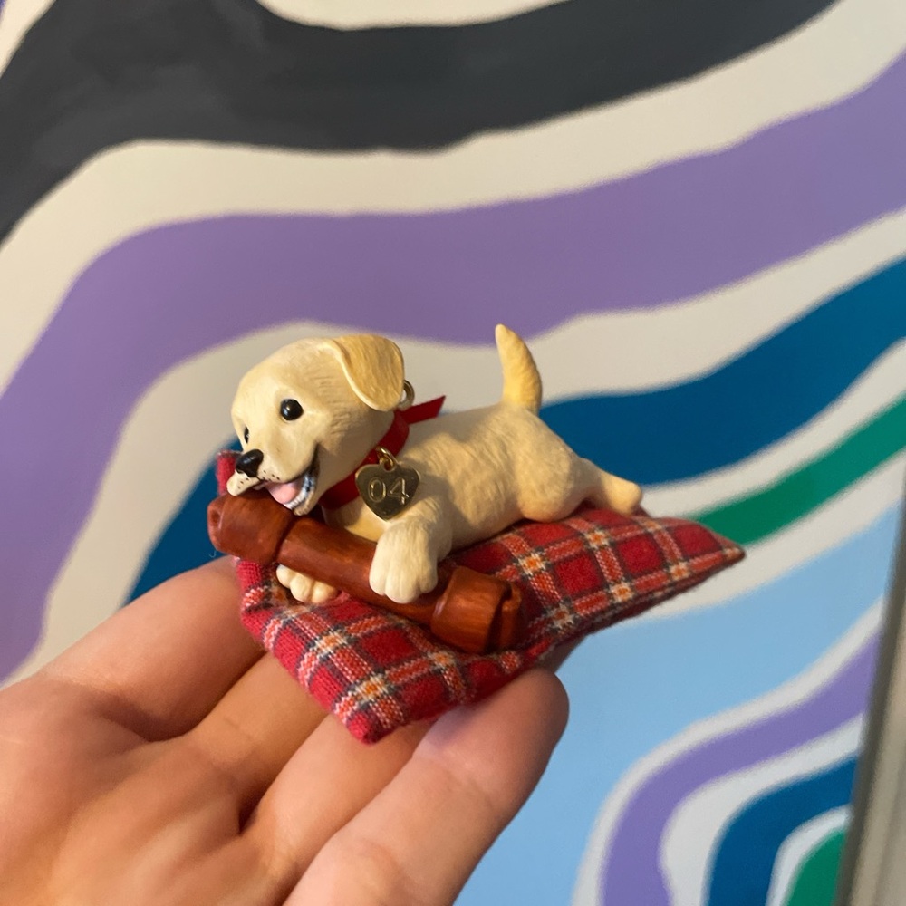 2004 Puppy Love Ornament